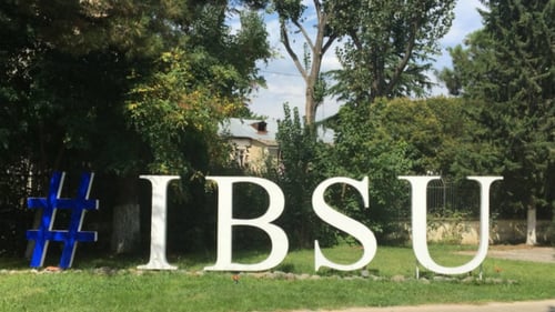 IBSU-ს მმართველმა საბჭომ რექტორთა განცხადებაზე უნივერსიტეტის ხელმოწერა გამოიწვია