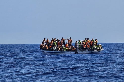 თურქეთში მიგრანტების ნავი ჩაიძირა - დაღუპულია 22 ადამიანი, მათ შორის 7 ბავშვია