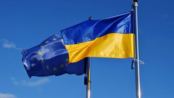 EU უკრაინას რუსული გაყინული აქტივებიდან მიღებულ 1.5 მილიარდ ევროს დღეს გადასცემს